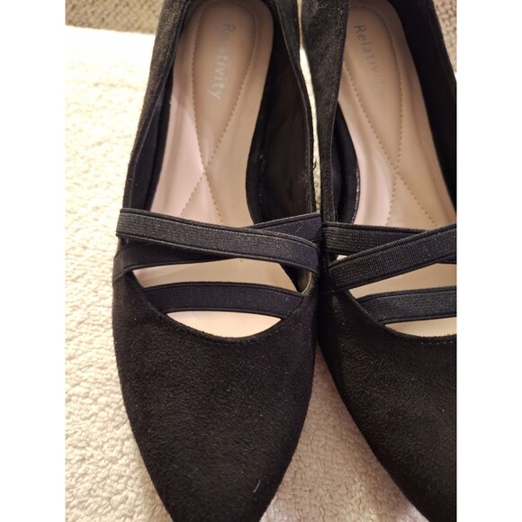 Relativity Women's Brinkley Pump Suede Heels 2" Slip On Ruche‎ Strap Black 6M - Picture 5 of 10